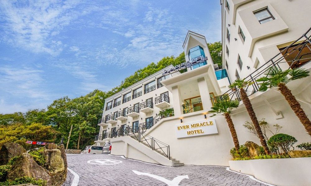 Miryang Ever Miracle Hotel