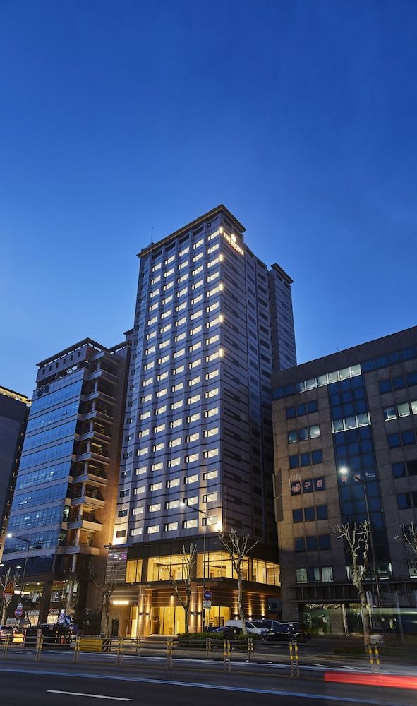 THE RECENZ Dongdaemun Hotel