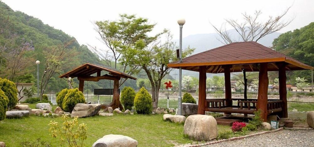 Bandi Hwangto Pension