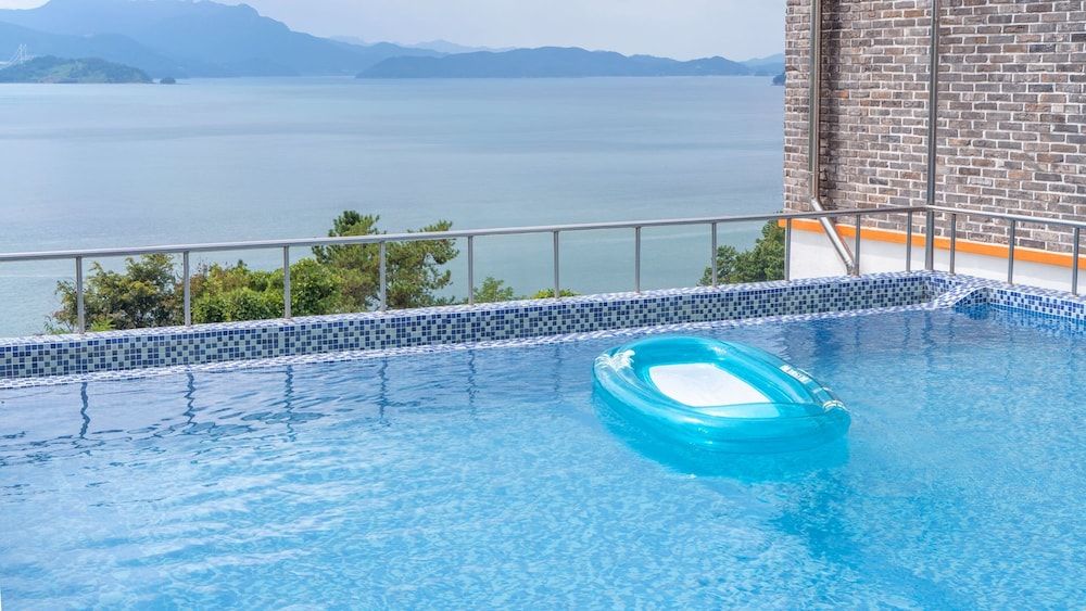 Yeosu Jplus Pension