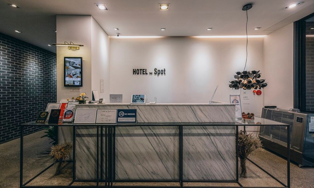 HOTEL THE Spot
