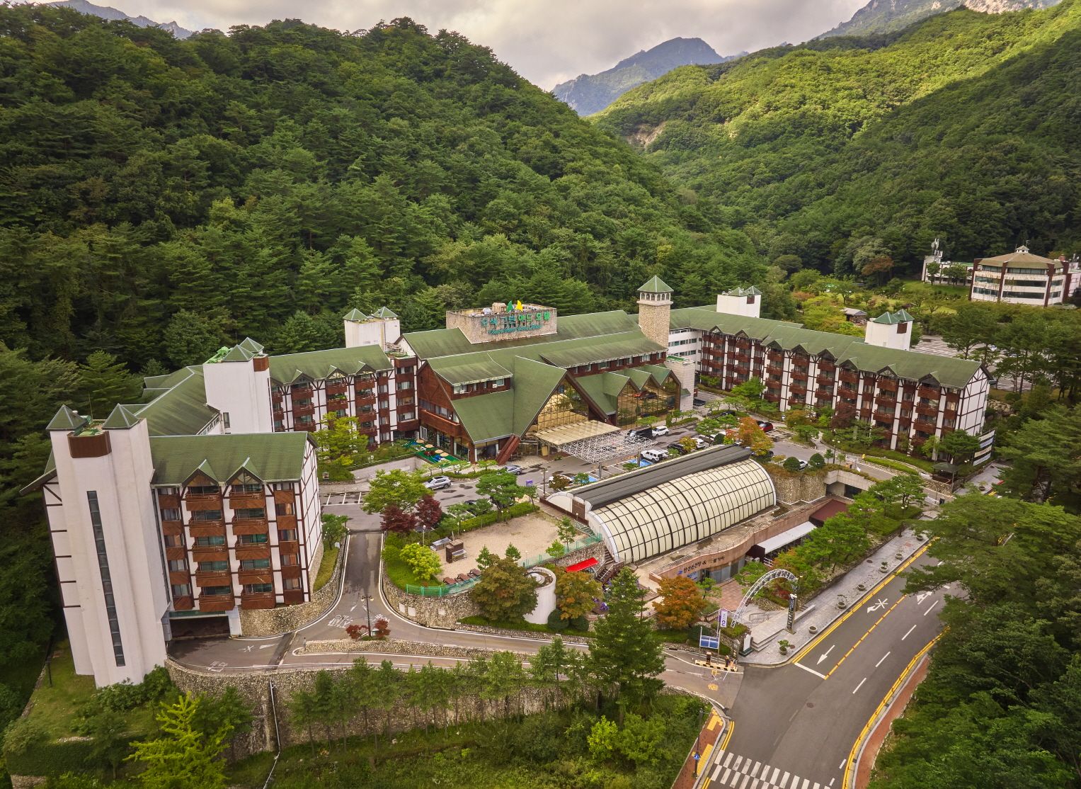 Osaek Greenyard Hotel