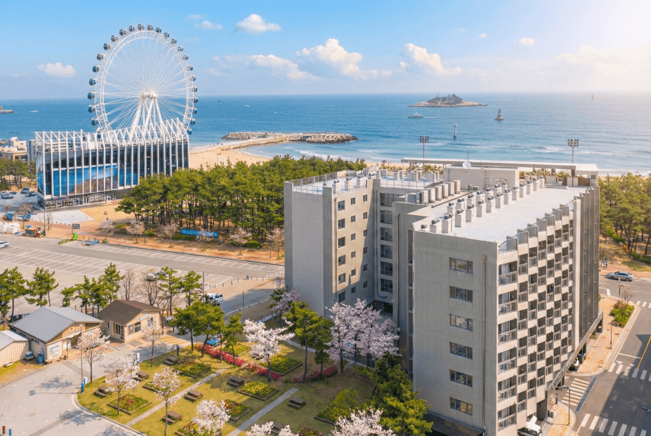 Sokcho Chonpines Beach Hotel