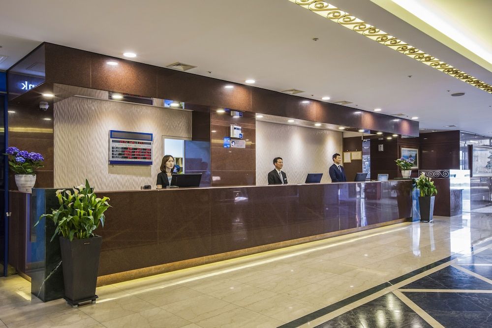 Hamilton Hotel