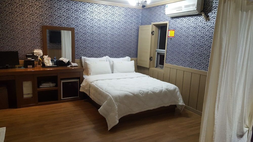 Soo Hotel