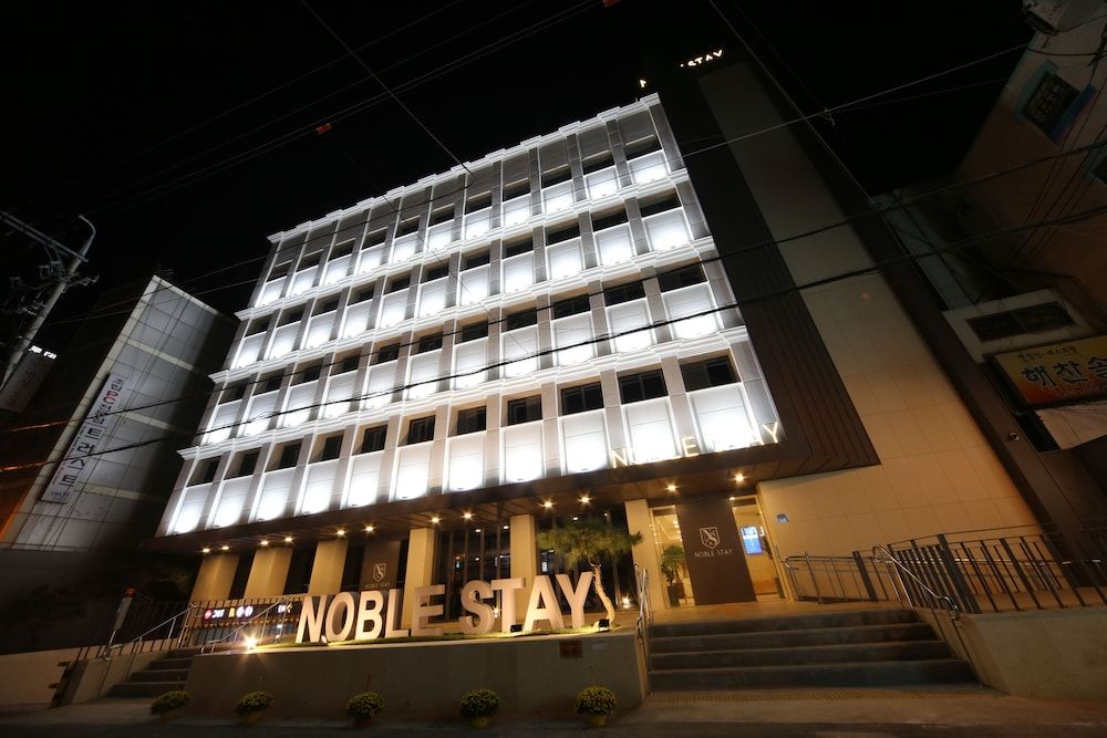 Noble Stay
