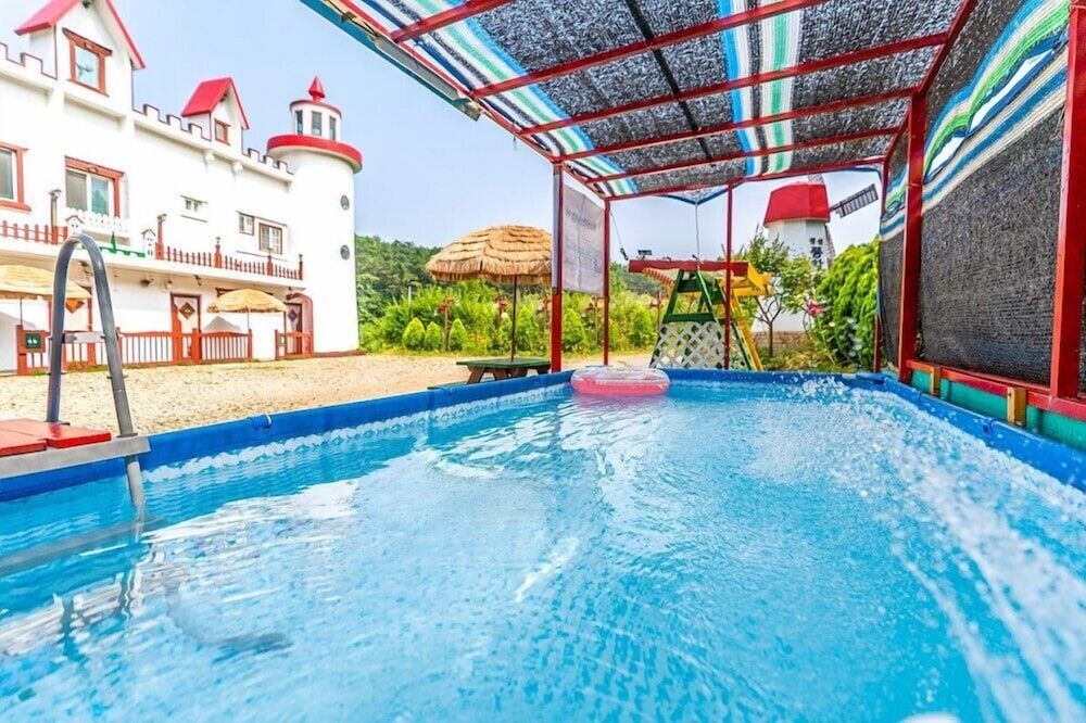 풍차와등대펜션