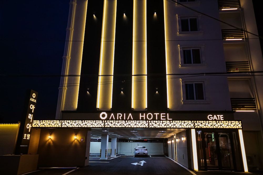Aria Hotel