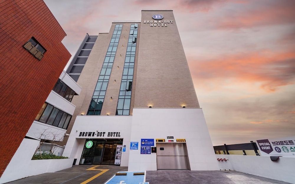 Brown Dot Hotel Busan Sajik Stadium