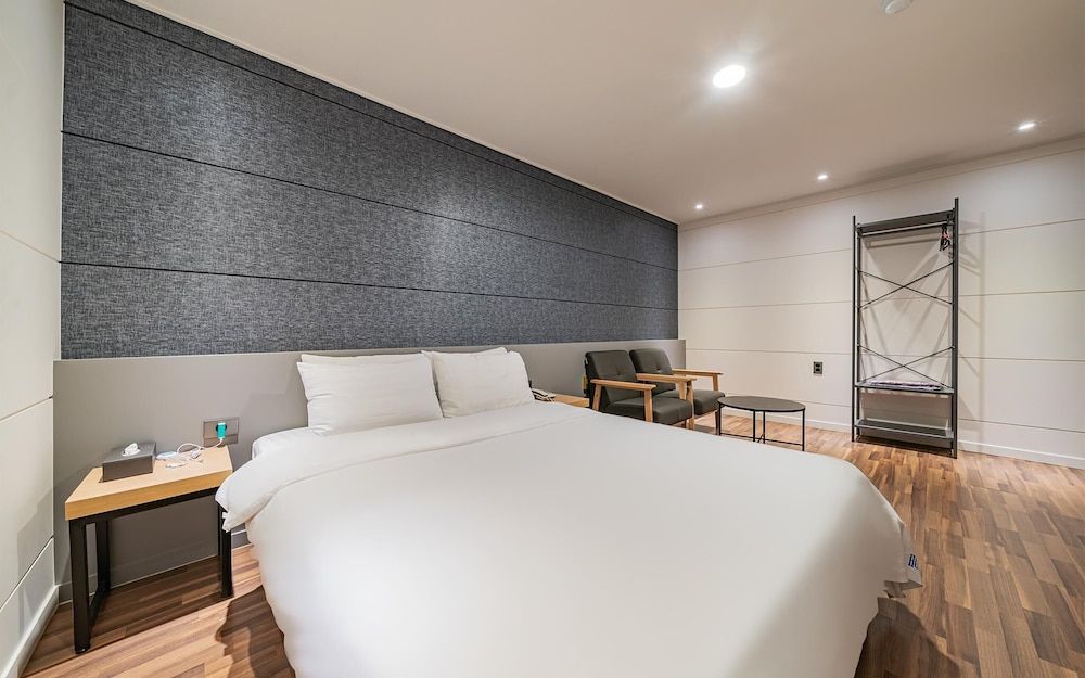 E-horizon Resort Premium Sesoko A