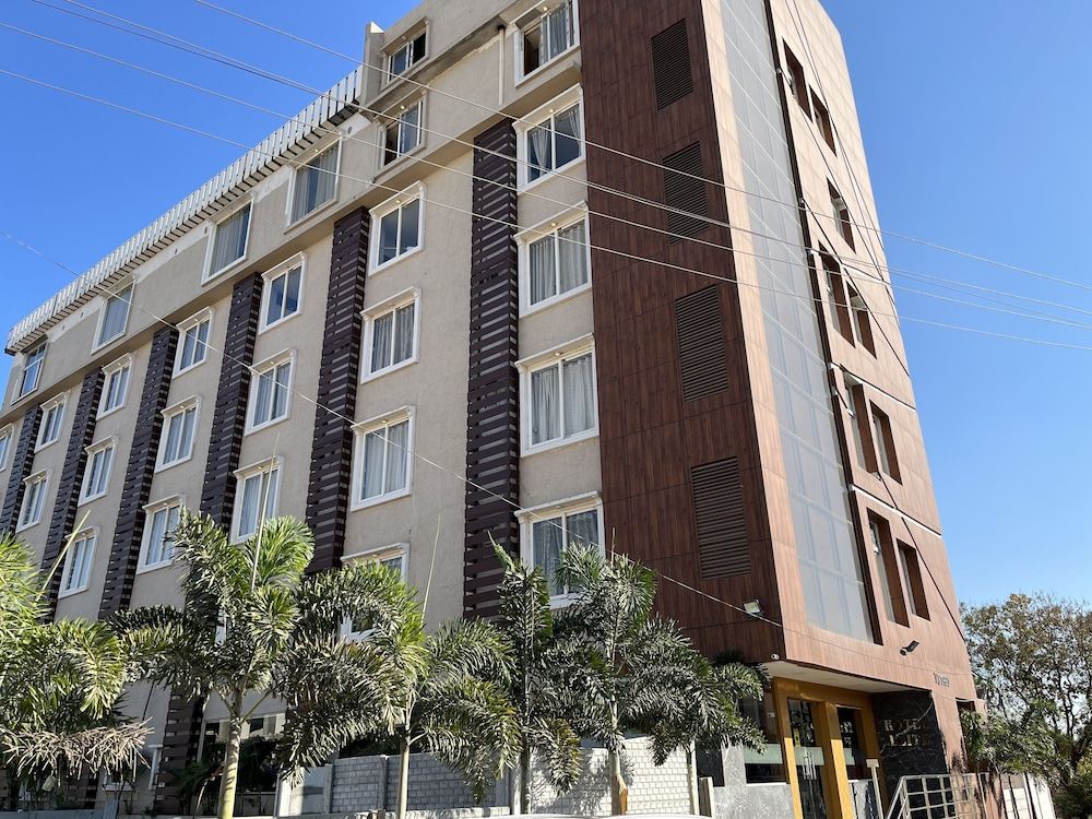 호텔 엘리트 바이 시그니처 그룹